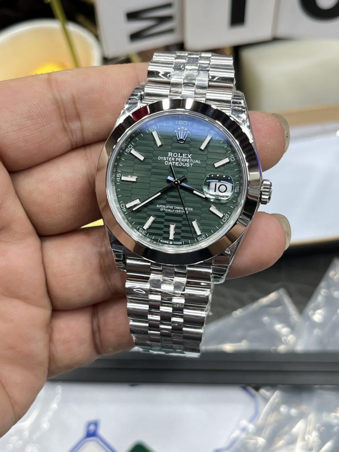 VS Rolex Datejust 454