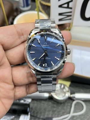 VS Omega Seamaster 150