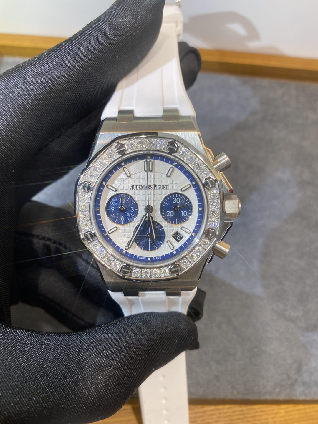AP watch set with real diamonds